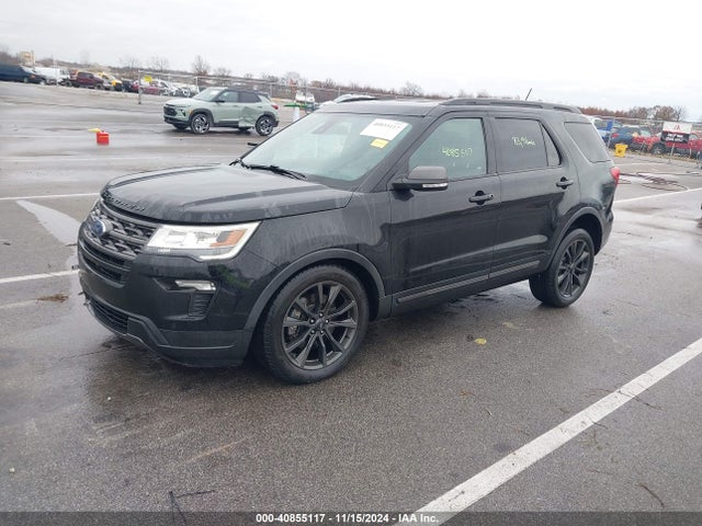 Ford EXPLORER XLT 2018 1FM5K8D8XJGB53956 Image 2