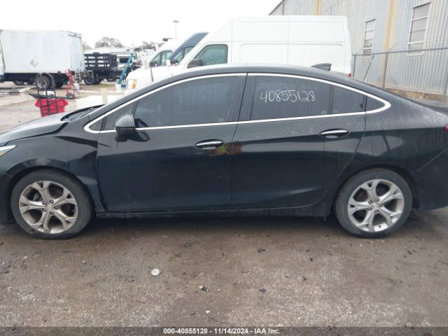 1G1BF5SM6J7114736 Chevrolet Cruze Premier Auto