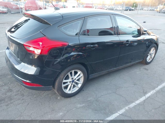 Ford FOCUS SE 2017 1FADP3K20HL335546 Image 13