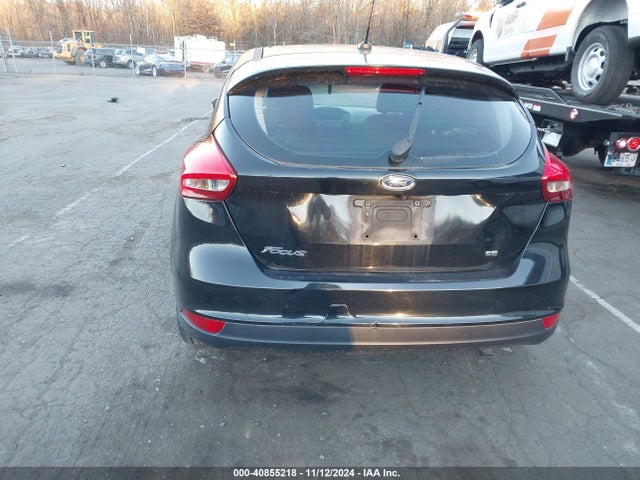 Ford FOCUS SE 2017 1FADP3K20HL335546 Image 16