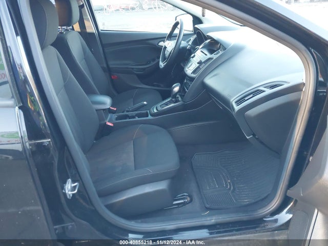 Ford FOCUS SE 2017 1FADP3K20HL335546 Image 5