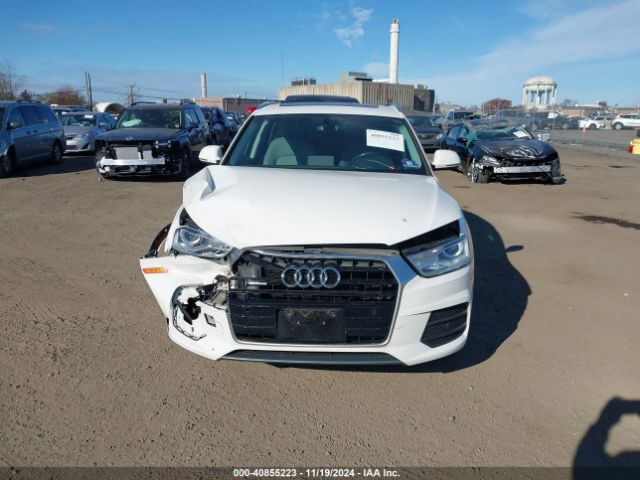 WA1ECCFS3HR014323 Audi Q3 2.0t Premium