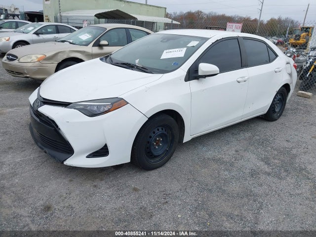 Toyota COROLLA LE 2017 2T1BURHE9HC848817 Image 2