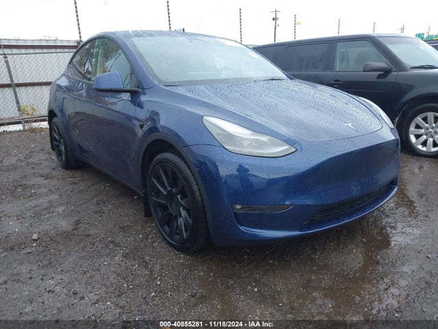 2023 TESLA MODEL Y 7SAYGDEE6PF811617 Photo 0
