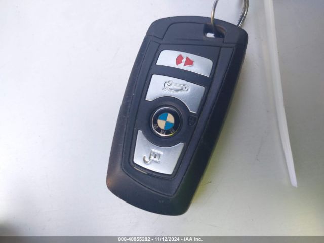 WBA8A3C52JA487090 BMW 320i Xdrive