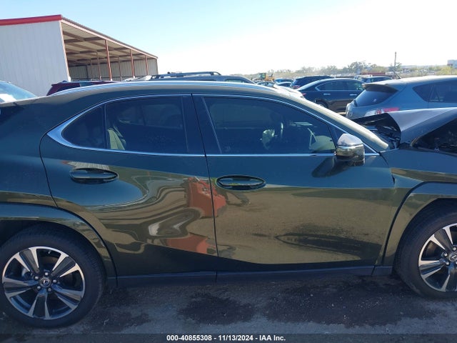 JTHP6JBH9R2185591 Lexus Ux 250h Premium