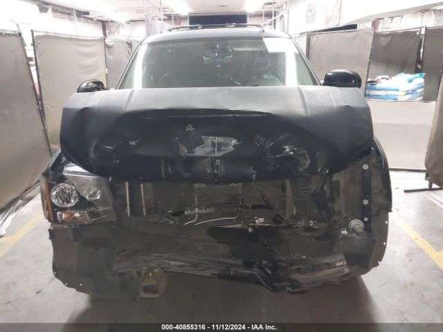 1GNSCJE01ER163829 Chevrolet Suburban 1500 Lt