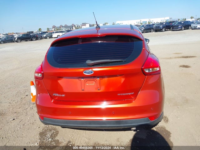 Ford Focus Titanium 2018 1FADP3N26JL283213 Image 16