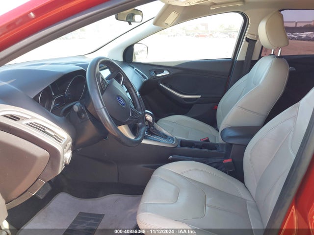 Ford Focus Titanium 2018 1FADP3N26JL283213 Image 5