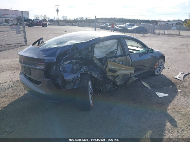 2022 TESLA MODEL 3 5YJ3E1EA3NF186373 Photo 3