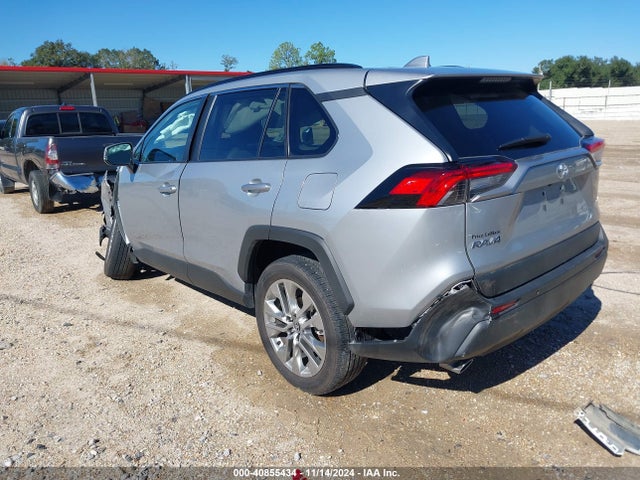 Toyota Rav4 Xle Premium 2024 2T3C1RFV3RW337448 Image 3