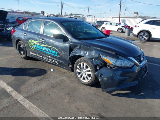 2017 1N4AL3AP1HN325625 main image