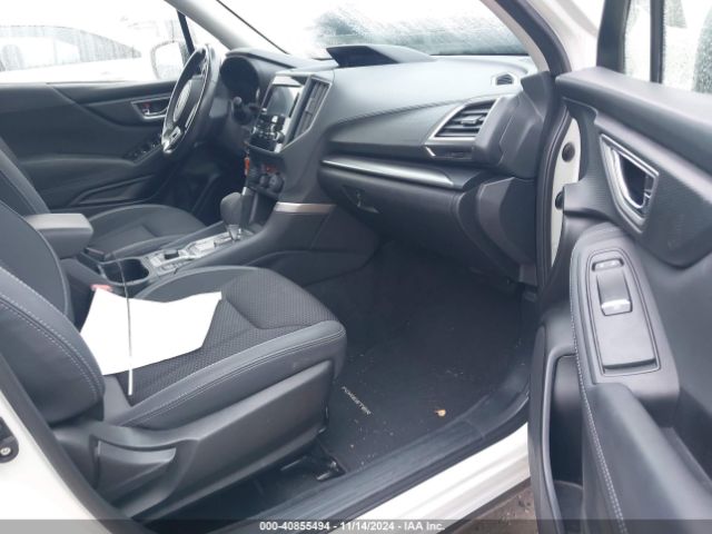 JF2SKAECXKH467508 Subaru Forester Premium