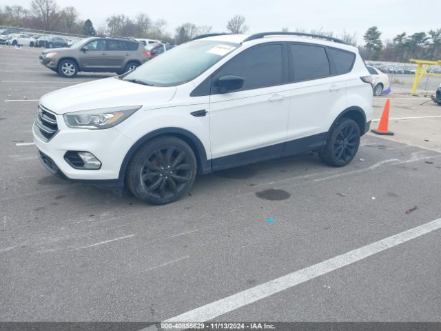 1FMCU0GD8JUC18090 Ford ESCAPE SE