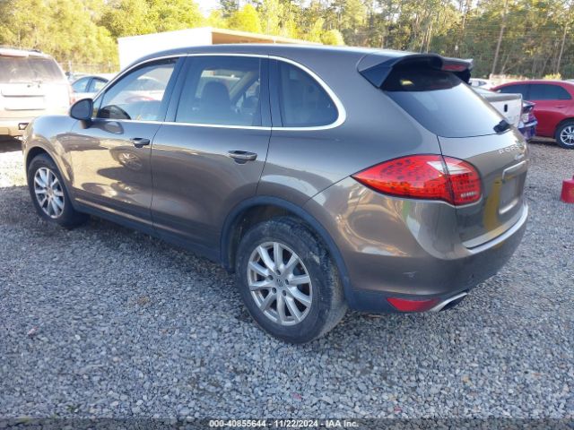 2013 PORSCHE CAYENNE WP1AA2A28DLA10159 Photo 2