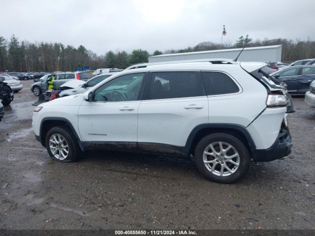 1C4PJMCBXEW203207 Jeep Cherokee Latitude