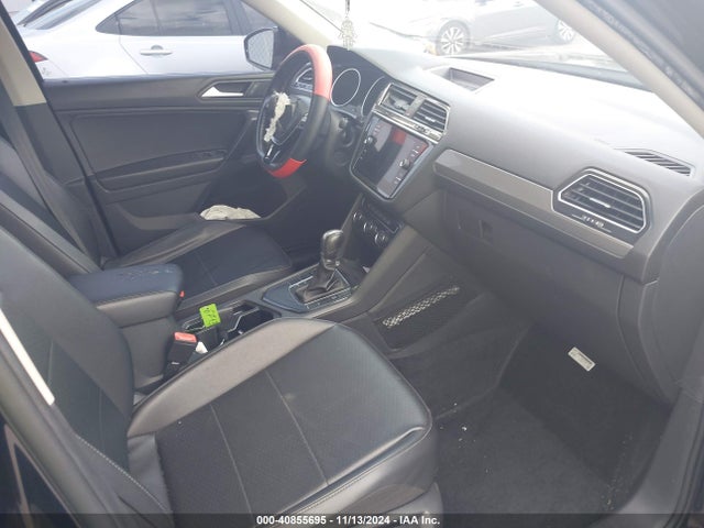 3VV3B7AX6KM067425 Volkswagen Tiguan 2.0t Se/2.0t Sel/2.0t Sel R-line/2.0t Sel R-line Black