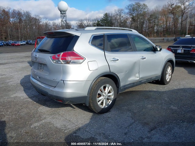 Nissan ROGUE SV 2015 5N1AT2MT2FC905984 Image 4