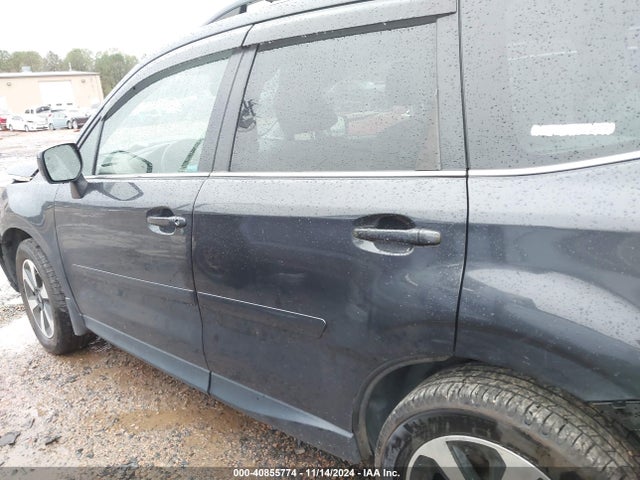 Subaru Forester 2.5i Limited 2018 JF2SJARCXJH513687 Image 14