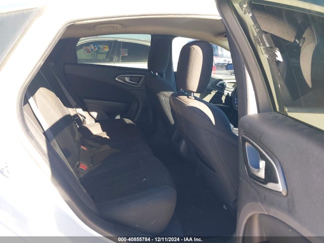 1C3CCCAB1FN712782 Chrysler 200 Limited