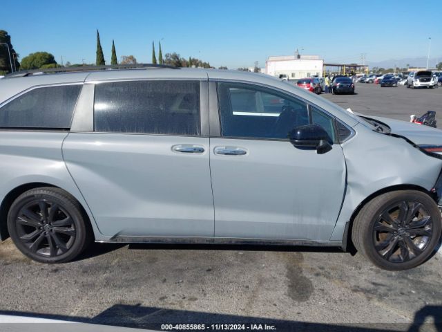 5TDDRKEC6PS156167 Toyota Sienna Xse