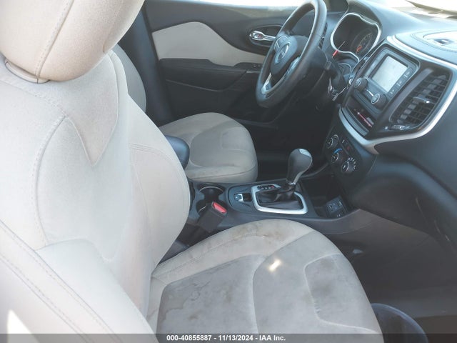 1C4PJLAB3GW362599 Jeep Cherokee Sport