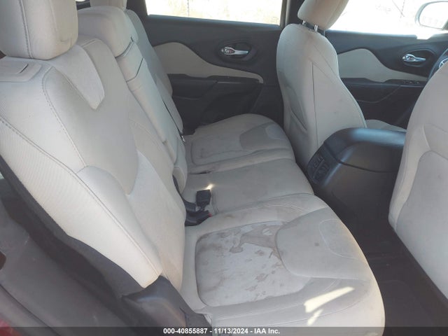 1C4PJLAB3GW362599 Jeep Cherokee Sport