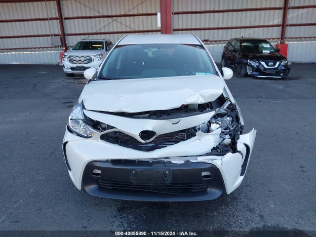 Toyota Prius V Two 2016 JTDZN3EU1GJ047287 Image 12