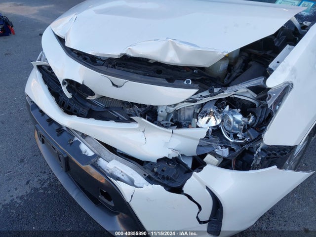 Toyota Prius V Two 2016 JTDZN3EU1GJ047287 Image 6