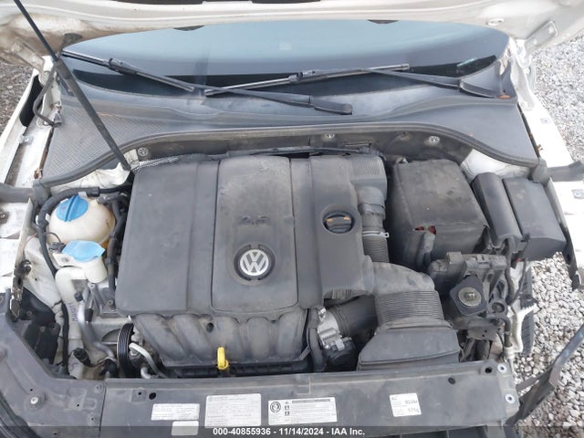 1VWBH7A30EC016835 Volkswagen Passat 2.5l Se