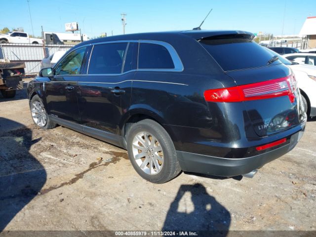 2LMHJ5NK7FBL00410 Lincoln Mkt Livery