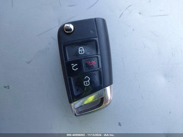 3VW447AU6GM016028 Volkswagen Golf Gti Autobahn W/performance Package 4-door