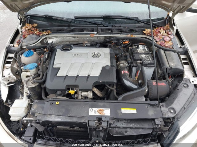 3VW3L7AJ9EM233056 Volkswagen Jetta 2.0l Tdi