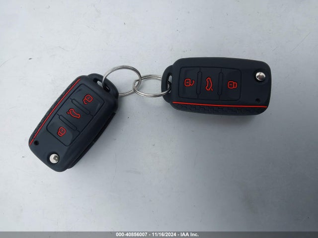 3VW3L7AJ9EM233056 Volkswagen Jetta 2.0l Tdi