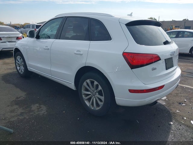Audi Q5 2.0t Premium 2014 WA1CFAFP0EA009203 Image 3