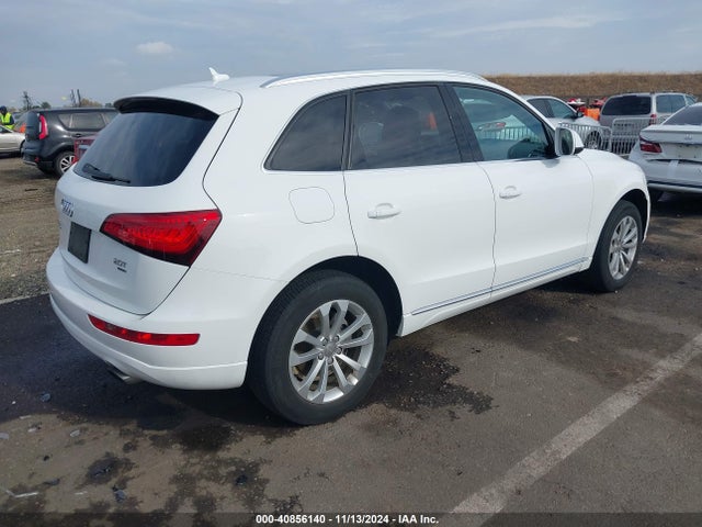 Audi Q5 2.0t Premium 2014 WA1CFAFP0EA009203 Image 4