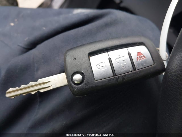 Nissan Rogue 2018 KNMAT2MT0JP545023 Image 31
