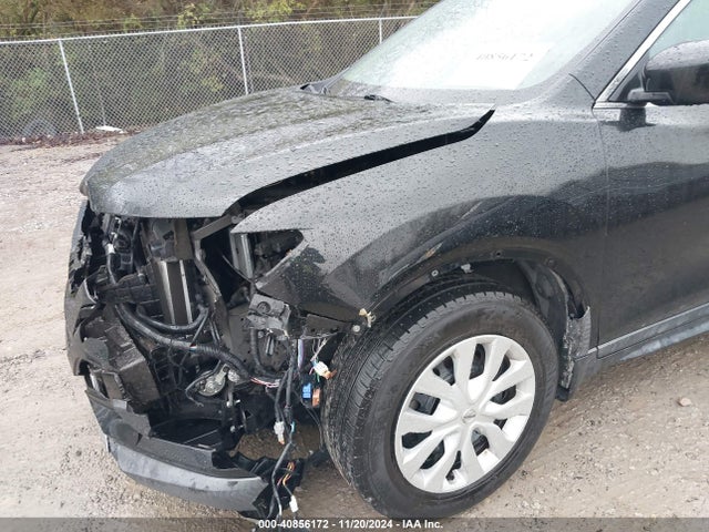 Nissan Rogue 2018 KNMAT2MT0JP545023 Image 38