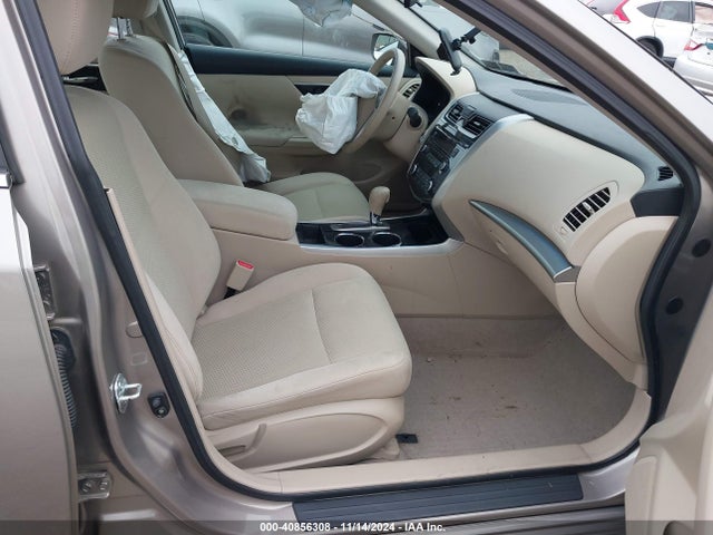 1N4AL3AP0EC172484 Nissan Altima 2.5 S