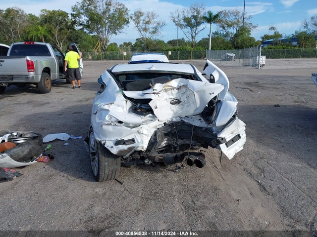 Hyundai Genesis 3.8 Ultimate 2016 KMHHU6KJ6GU137166 Image 16
