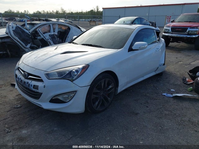 Hyundai Genesis 3.8 Ultimate 2016 KMHHU6KJ6GU137166 Image 2