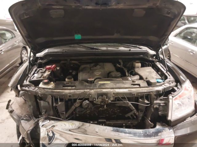1N6BA0EC3FN512708 Nissan TITAN SV