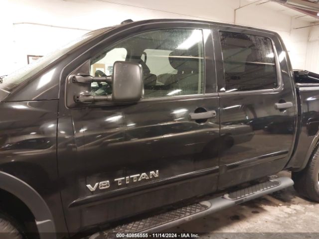 1N6BA0EC3FN512708 Nissan TITAN SV