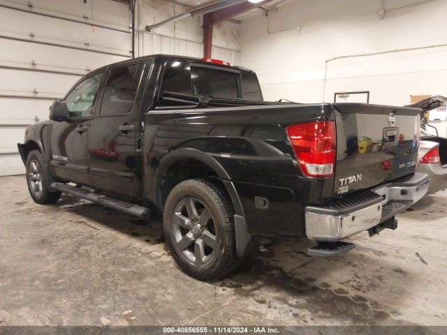 1N6BA0EC3FN512708 Nissan TITAN SV