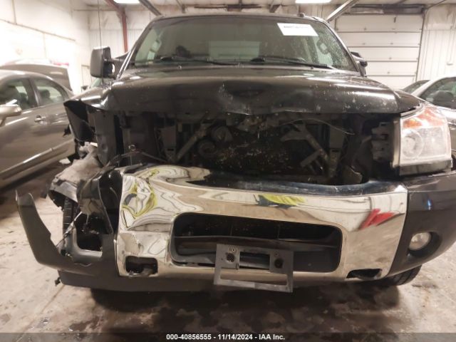 1N6BA0EC3FN512708 Nissan TITAN SV