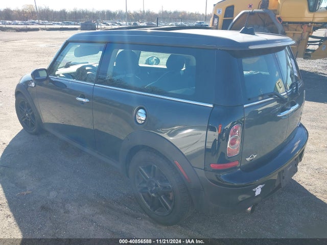 2012 MINI COOPER S CLUBMAN WMWZG3C58CTY32200 Photo 2