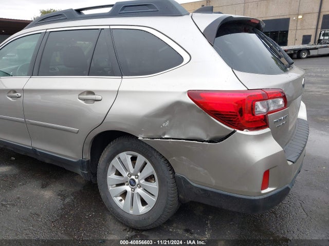 Subaru Outback 2.5i Premium 2017 4S4BSAFC4H3339392 Image 6