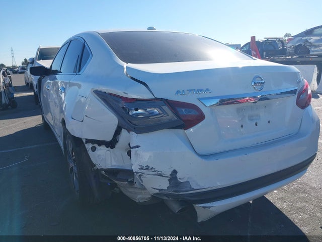 Nissan Altima 2.5 Sv 2018 1N4AL3AP1JC245159 Image 3
