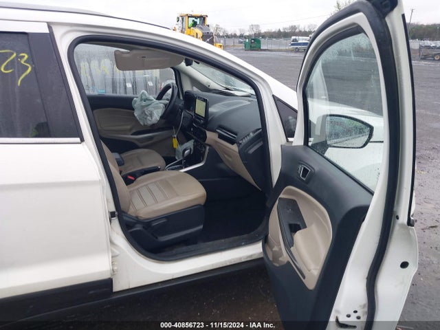 MAJ6P1WLXJC173186 Ford Ecosport Titanium