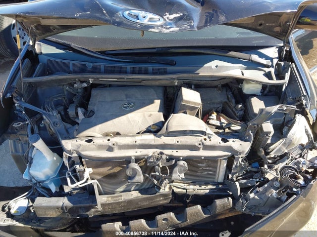 5TDYK3DC1FS542572 Toyota Sienna Limited Premium 7 Passenger